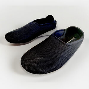 Mahabis Black Edition Slippers Black Mesh Slip On EU41 US 10 Women Or 8-8.5 Men